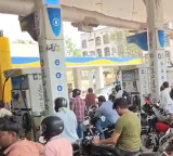 Queue at Hyderabad petrol bunks