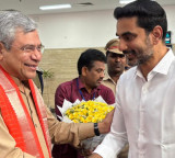 Lokesh welcomes the minister at Visakhapatnam airport