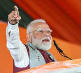 PM Modi to offer prayers at Kashi Vishawanath temple before inaugurating Ganga Expressway today