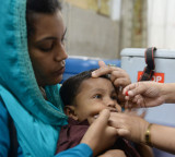 Measles kills 250 in Bangladesh