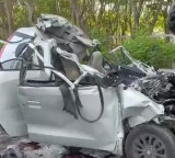 Six of a family killed as car hits stationary truck in Hyderabad