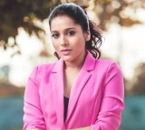 Rashmi Gautam Fires on YSRCP Leaders Over Animal Cruelty