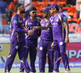 IPL 2026: Varun spins web as KKR bowl out SRH for 165 despite fiery start