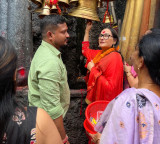 Jaya Prada prays at the Kamakhya Temple, wishes for happiness & prosperity