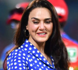 Preity Zinta comforts injured fan invites to next match