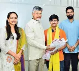 Chandrababu Naidu Congratulates JEE Mains Toppers