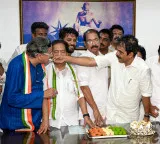 UDF wave clean sweeps five out of 14 districts in Kerala