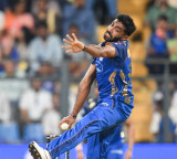 IPL 2026: Mental fatigue, a big reason in Bumrah's struggle this season, says Shastri