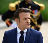 Macron urges instant reopening of Hormuz Strait