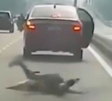 Taxi Driver Malaysia Woman Jumps from Moving Taxi Fearing Driver
