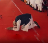 PM Modi Bows to Bengal People Expressing Gratitude