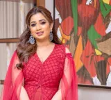 Shreya Ghoshal says the era of digital, streaming impressions, followers makes it hard for singers to focus on craft
