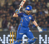 IPL 2026: Bhuvneshwar picks 4-23, but Tilak’s fifty takes MI to 166/7 against RCB