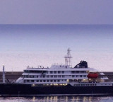 German passengers evacuated from Hantavirus-hit cruise ship