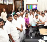 AIADMK rift likely to trigger leadership battle in TN Assembly today