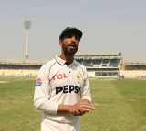 'Shan Masood should step down himself': Fans slam Pakistan captain after historic Bangladesh defeat