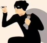 Robberies in Medak District huge Gold Stolen