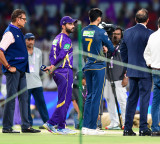 IPL 2026: Unchanged Gujarat Titans elect to bowl first against KKR, Chakaravarthy returns