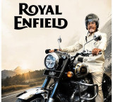 Chandrababu Naidu Rides Royal Enfield Bike in Srikakulam