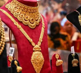 Gold Price Drops in Hyderabad Amid Global Uncertainty