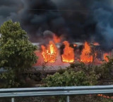 Massive fire on Delhi-bound Rajdhani Express in Kota; all passengers rescued