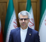 US accepts to waive Iran's oil sanctions in new negotiation, claims Iranian media