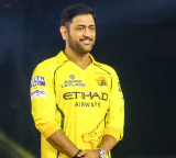 MS Dhoni IPL Retirement Speculation CSK vs SRH Last Match