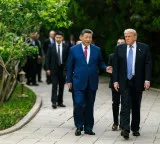 Trump says Xi promised no arms for Iran