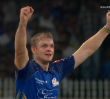 Mumbai Indians Target 148 Against Kolkata Knight Riders