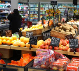 From gas to groceries, rising prices weigh on US consumers