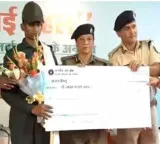 Maoists Huge Setback 25 Maoists Surrender with Weapons in Jharkhand