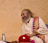 Chandrababu Naidu Pioneer of IT Praised by Sri Sri Ravi Shankar