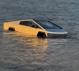 Tesla Cybertruck Driver Arrested for Driving into Lake