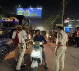 Cop injured as car racers go berserk in Hyderabad's IT hub