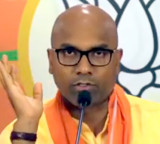 Dharmapuri Arvind Comments on Modi Offer to Revanth Reddy