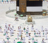 Over 1.5 million Haj pilgrims arrive in Mecca; Riyadh increases air defence