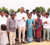 BRS leader Harish Rao threatens protest by Telangana farmers over paddy procurement issue