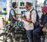 Petroleum Ministry says Oil Companies Facing Loss of Rs 550 Crore Daily