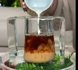 Hyderabad Cafe Introduces Japanese Ice Glass Coffee Trend