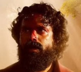 Karikaada Movie Review