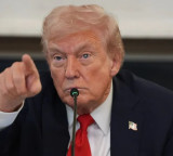 Donald Trump Leaves White House Meeting Without Iran Deal Signature
