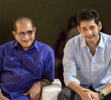 Mahesh Babu & Namrata Shirodkar remember ‘forever hero’  Krishna on birth anniversary 'with love'