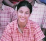 Shruti Haasan flaunts her 'weapon of weirdo superpowers' in this throwback pic from her schooldays