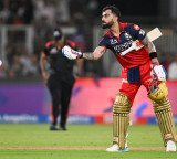 Virat Kohlis Mysterious Celebration After RCB Win