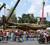 Lionel Messi Kolkata Statue Removed After Six Months
