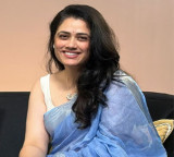 Kangana Ranaut Requests National Crush Girija Oak To Use Her Beauty To Promote Film