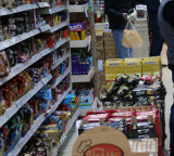 YouTuber Japan convenience store post sparks debate