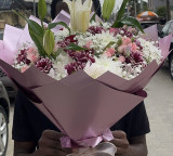 Indian Man Shows Norway Flower Shop Running Without Staff At 10 PM