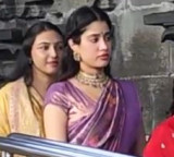 Janhvi Kapoor seeks divine blessings at Srivari Temple on Peddi release