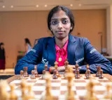 Sister Vaishali follows in Pragg's footsteps, wins WR Women's Chess Tour in Tokyo
